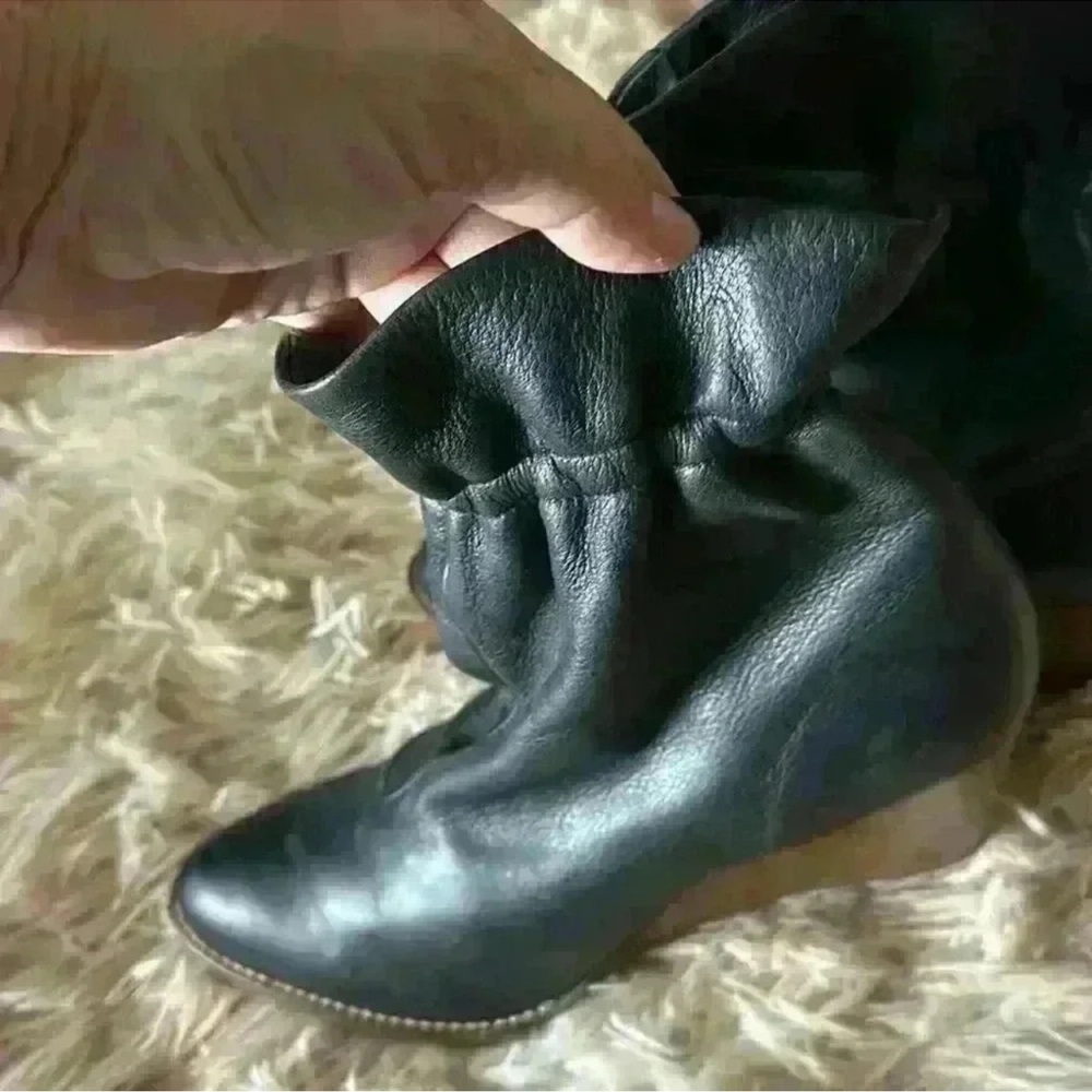 Andre Assous Black Wedge Shoes with Ruched Leather